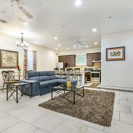 Spacious 3Br/2.5Bath Condo In Great Location นิวออร์ลีนส์ ภายนอก รูปภาพ