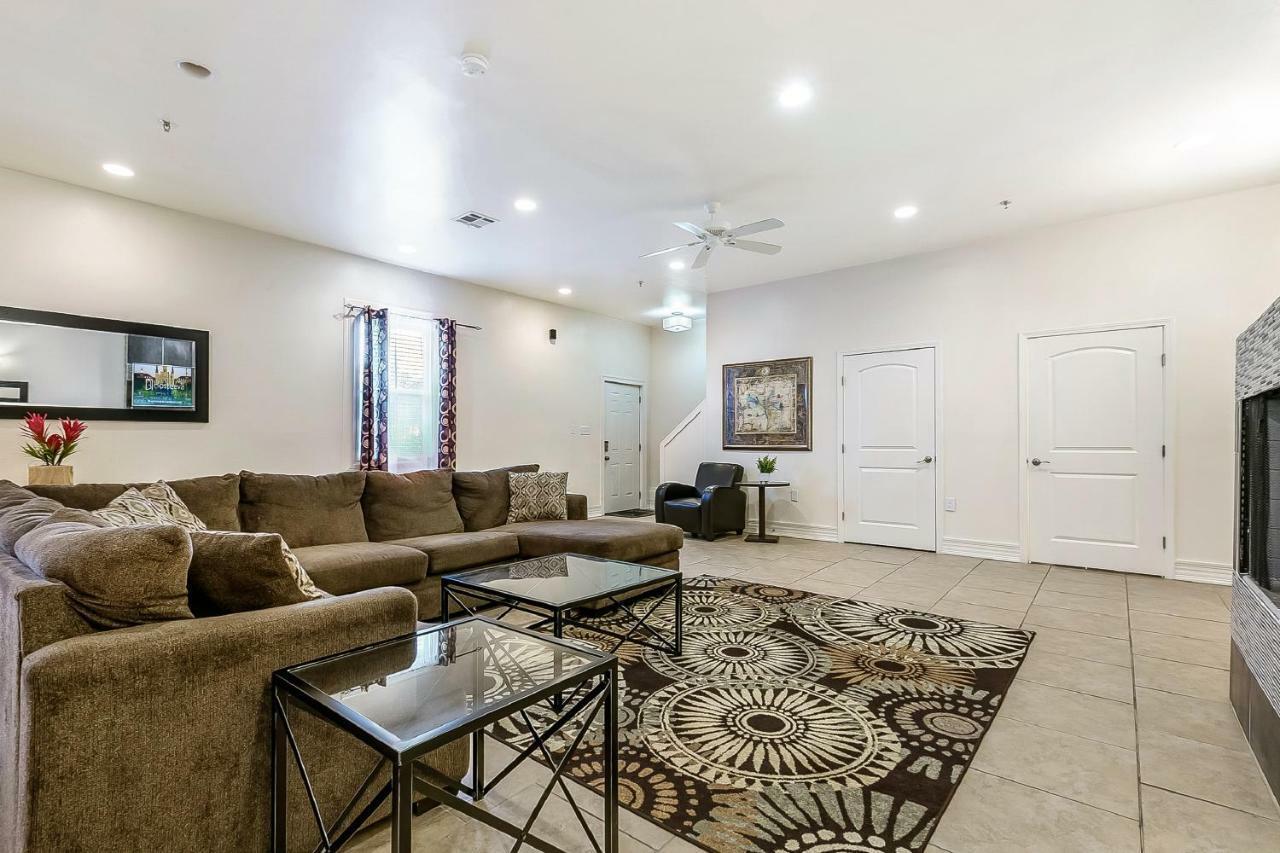 Spacious 3Br/2.5Bath Condo In Great Location นิวออร์ลีนส์ ภายนอก รูปภาพ